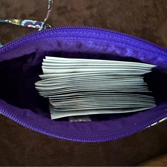 Vera Bradley Frannie Crossbody Bundle w/ 30 BeautyBio The Radiance Eraser Sets - Picture 3 of 8